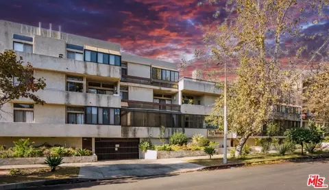 729 S Hobart Blvd #28, Los Angeles, CA 90005
