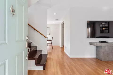 914 5th Ave, Venice, CA 90291 photo 8