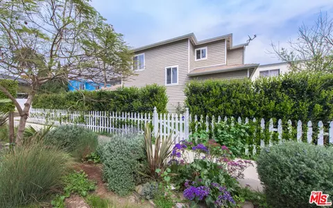914 5th Ave, Venice, CA 90291
