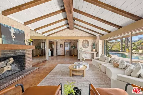4600 Balboa Ave, Encino, CA 91436