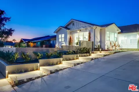 6669 W 80th Pl, Los Angeles, CA 90045
