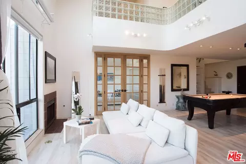 13331 Moorpark St #348, Sherman Oaks, CA 91423