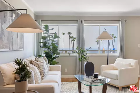 250 The Vlg #103, Redondo Beach, CA 90277