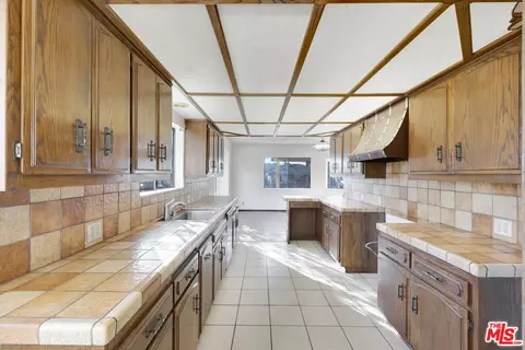9835 Emperor Ave, Arcadia, CA 91007 photo 20