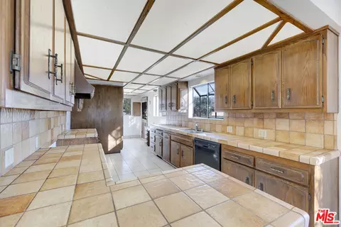 9835 Emperor Ave, Arcadia, CA 91007 photo 18