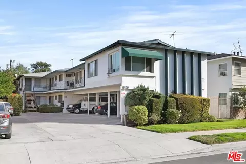 6120 Radford Ave, North Hollywood, CA 91606