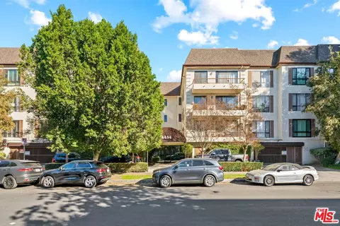 4454 Ventura Canyon Ave #106, Sherman Oaks, CA 91423