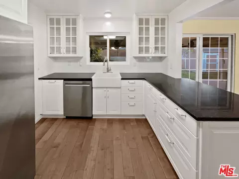 1210 E Meats Ave, Orange, CA 92865 photo 6