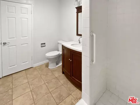 1210 E Meats Ave, Orange, CA 92865 photo 14