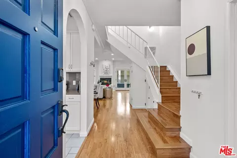 13041 Moorpark St #3, Studio City, CA 91604