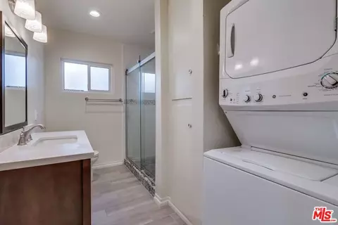 1220 N 3rd St #C, Burbank, CA 91504 photo 26