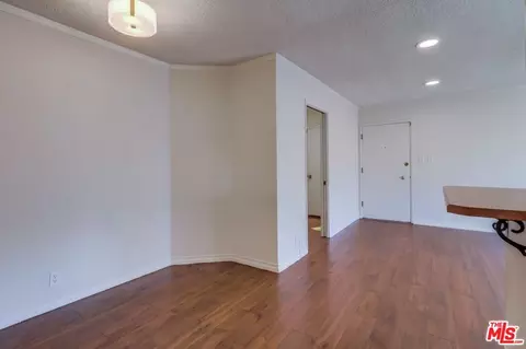 1220 N 3rd St #C, Burbank, CA 91504 photo 17