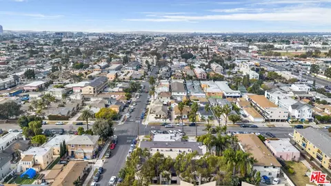 View/Area - 2309 E 17th St #103, Long Beach, CA 90804 photo 3 of 3