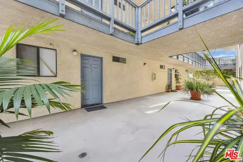 2309 E 17th St #103, Long Beach, CA 90804