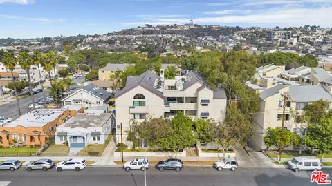 View/Area - 2309 E 17th St #103, Long Beach, CA 90804 photo 1 of 3