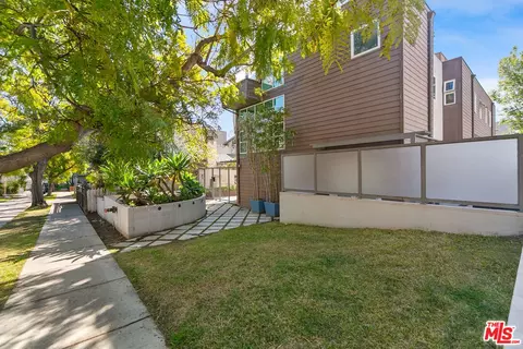 1228 21st St #A, Santa Monica, CA 90404