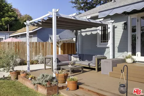 Exterior - 526 W Maple Ave, Monrovia, CA 91016 photo 8 of 9