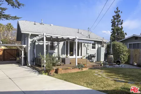 Exterior - 526 W Maple Ave, Monrovia, CA 91016 photo 7 of 9