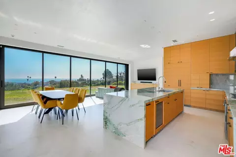 5649 Calpine Dr, Malibu, CA 90265 photo 16