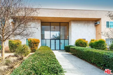 5232 Corteen Pl #9, Valley Village, CA 91607