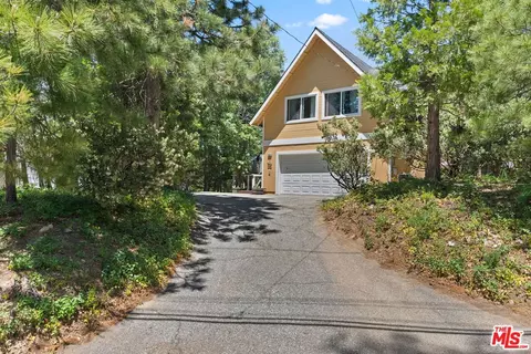 28126 Geneva Ln, Lake Arrowhead, CA 92352 photo 37