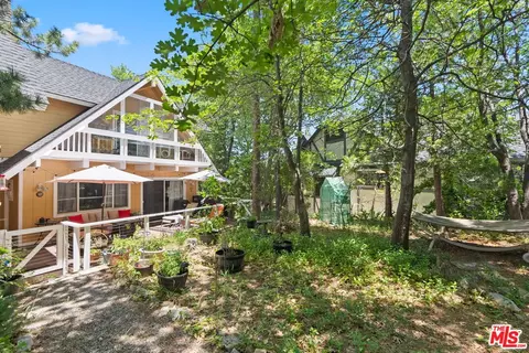 28126 Geneva Ln, Lake Arrowhead, CA 92352 photo 30
