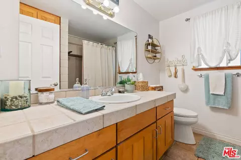 28126 Geneva Ln, Lake Arrowhead, CA 92352 photo 23