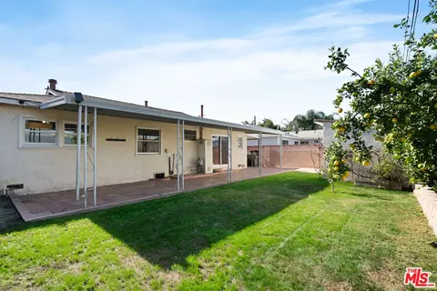 Exterior - 213 E 227th St, Carson, CA 90745 photo 3 of 3