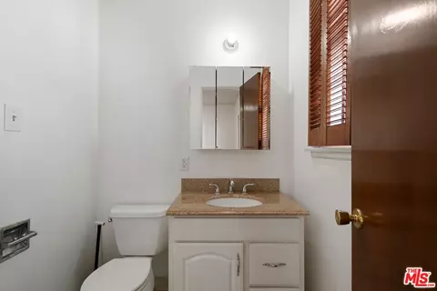 Bath - 213 E 227th St, Carson, CA 90745 photo 1 of 2