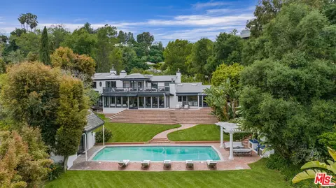 10981 Bellagio Rd, Los Angeles, CA 90077