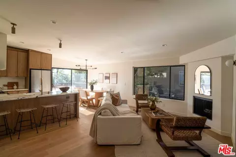 617 Strand St #1, Santa Monica, CA 90405