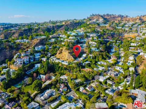 1523 N Doheny Dr, Los Angeles, CA 90069