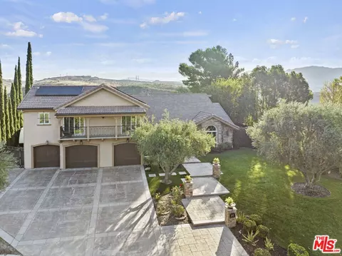 25172 Karie Ln, Santa Clarita, CA 91350