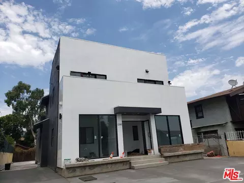 Undisclosed, Los Angeles, CA 90019
