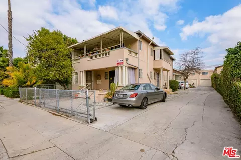 1726 N Mariposa Ave, Los Angeles, CA 90027