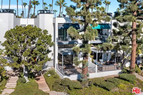 5422 Heron Bay Bay, Long Beach, CA 90803