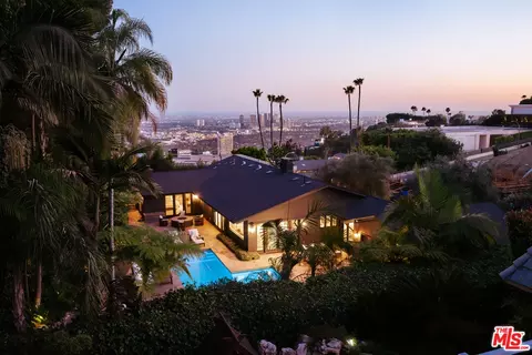 1744 N Doheny Dr, Los Angeles, CA 90069