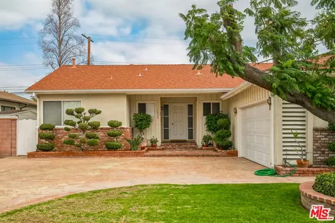 10526 Swinton Ave, Granada Hills, CA 91344