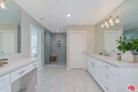 Bath - 1591 Upper Ranch Rd, Westlake Village, CA 91362 photo 2 of 9