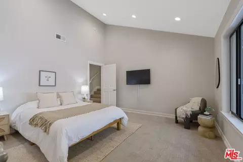 Bedroom - 1591 Upper Ranch Rd, Westlake Village, CA 91362 photo 7 of 8