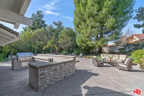 Exterior - 1591 Upper Ranch Rd, Westlake Village, CA 91362 photo 2 of 9