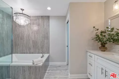 Bath - 1591 Upper Ranch Rd, Westlake Village, CA 91362 photo 4 of 9