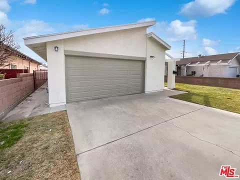8846 Stoakes Ave, Downey, CA 90240 photo 10