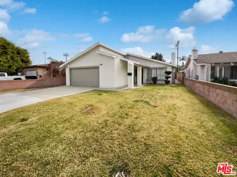 8846 Stoakes Ave, Downey, CA 90240 photo 9