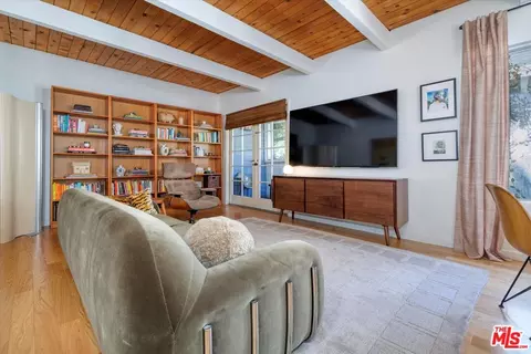 12416 Moorpark St #D, Studio City, CA 91604
