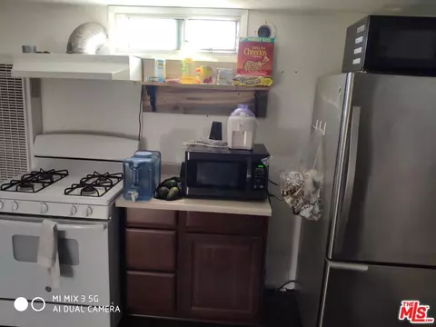 Kitchen - 340 Central Ave, Fillmore, CA 93015 photo 2 of 2