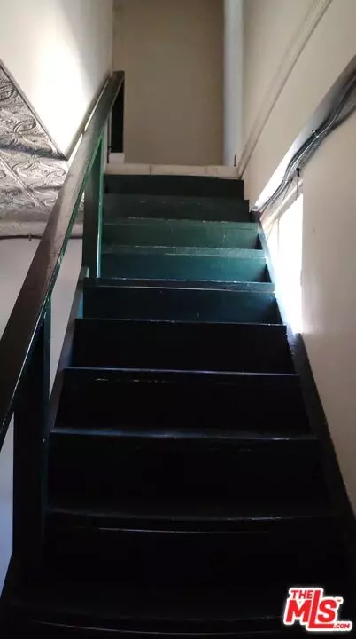 Entry Way - 340 Central Ave, Fillmore, CA 93015 photo 1 of 1