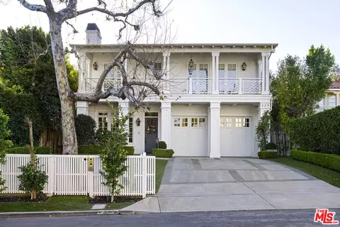 223 S Medio Dr, Los Angeles, CA 90049