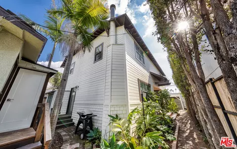 654 Broadway St, Venice, CA 90291