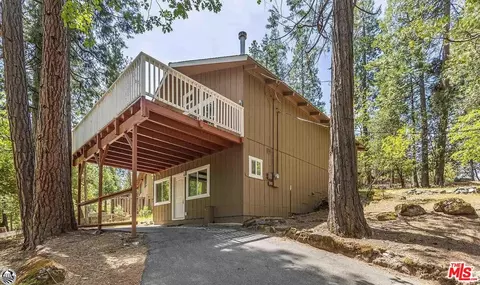 22572 Colorado River Dr, Sonora, CA 95370